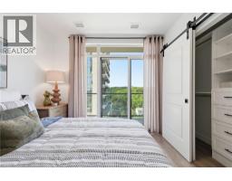 50 GRAND Avenue S UnitNo. 901 - 12