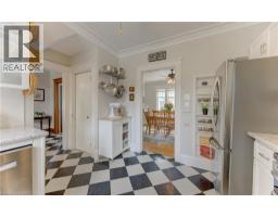 150 UNION Boulevard - 6