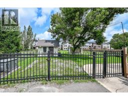 119 KING Street E - 45