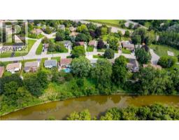 88 RIVERSIDE Drive - 36