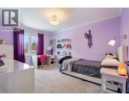 213 FELLOWES Crescent - 22