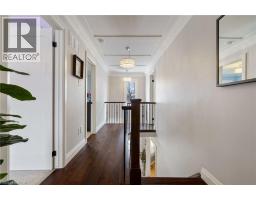 213 FELLOWES Crescent - 33