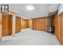201 VERONICA Drive - 32