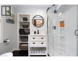 1 JOHN Avenue - 25