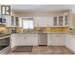 42 BRIARMEADOW Crescent - 11