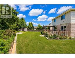 42 BRIARMEADOW Crescent - 36