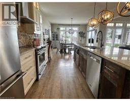 3176 LAKESHORE Road - 16
