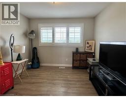 3176 LAKESHORE Road - 32
