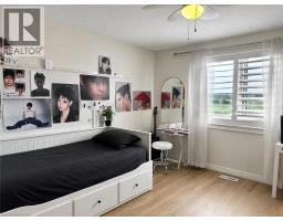 3176 LAKESHORE Road - 34