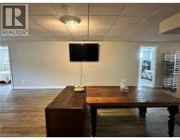 3176 LAKESHORE Road - 40
