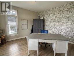 3176 LAKESHORE Road - 9