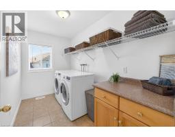 72 BEARDMORE Crescent - 26
