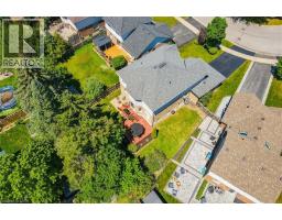 72 BEARDMORE Crescent - 32