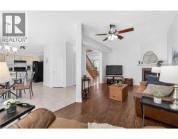 72 BEARDMORE Crescent - 7