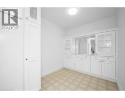 9 GRANT Boulevard UnitNo. 201 - 17