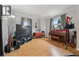 27 ROSEVIEW Avenue - 10