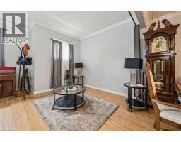 27 ROSEVIEW Avenue - 12