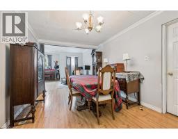 27 ROSEVIEW Avenue - 14