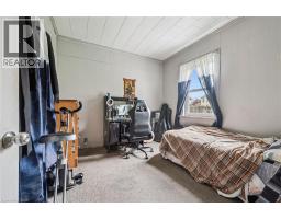 27 ROSEVIEW Avenue - 27