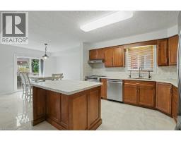 568 ROBERT FERRIE Drive - 12