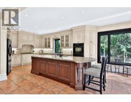 324 OAKRIDGE Court - 11