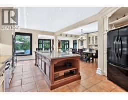 324 OAKRIDGE Court - 13