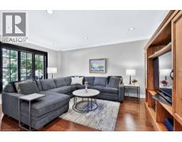 324 OAKRIDGE Court - 16