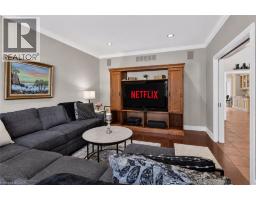 324 OAKRIDGE Court - 17