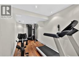 324 OAKRIDGE Court - 39