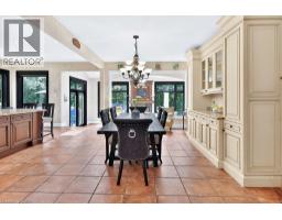324 OAKRIDGE Court - 7