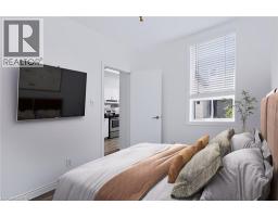 442 KING WILLIAM Street - 9