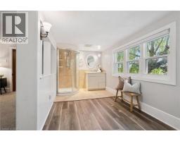 318 GUELPH Avenue - 32