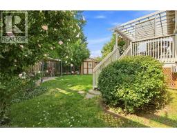 32 BREWSTER Way - 24