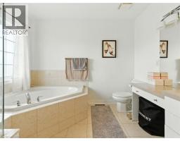 200 GIDDINGS Crescent - 27