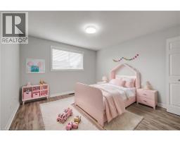 737 NORTH LEAKSDALE Circle - 18