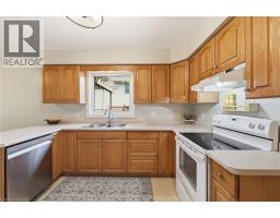 33 KING Street - 22
