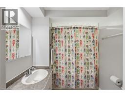 33 KING Street - 36