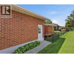33 KING Street - 44