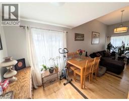 7 CAMPBELL Avenue - 12