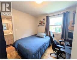 7 CAMPBELL Avenue - 16