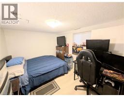 7 CAMPBELL Avenue - 22