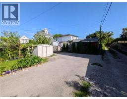7 CAMPBELL Avenue - 28