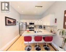 7 CAMPBELL Avenue - 8
