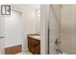 10 KLEMSCOTT Road - 18