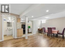 10 KLEMSCOTT Road - 24