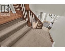 35 WILLOWBANKS Terrace - 11