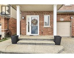 35 WILLOWBANKS Terrace - 3