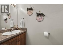 35 WILLOWBANKS Terrace - 9