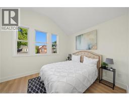 234 BALMORAL Avenue S - 17