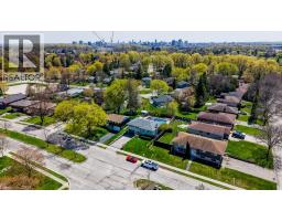 682 GLEN FORREST Boulevard - 31